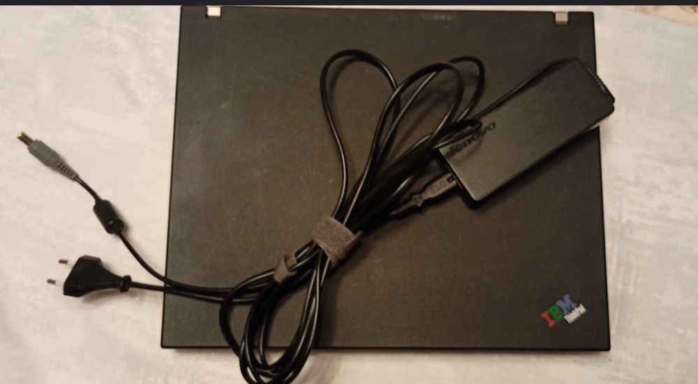 IBM ThinkPad R60 || Intel T5600 || ATI X1400 || 15.0" || 1400x1050 || 4GB || 60 GB SSD (Lenovo)