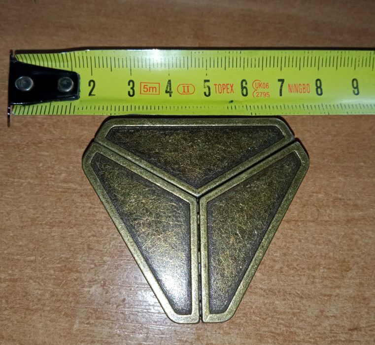 Головоломка металл Delta - Hanayama Metal Puzzle