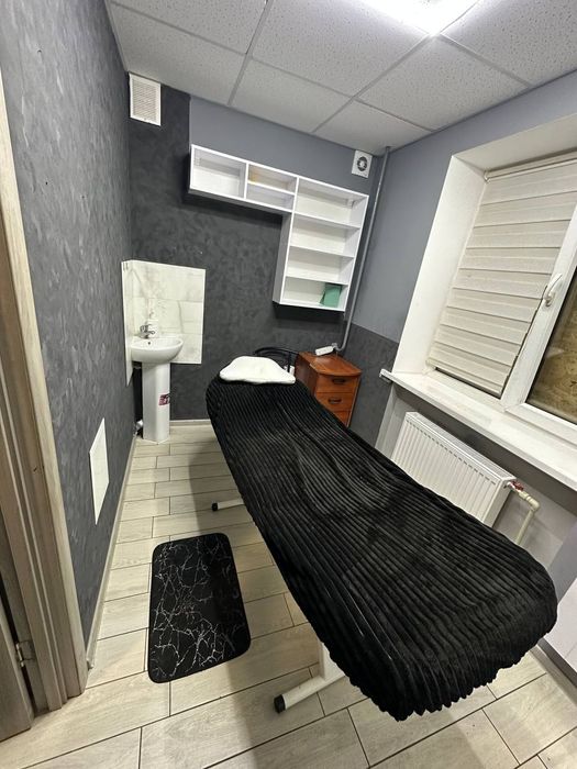 Аренда кабинета в студии красоты.