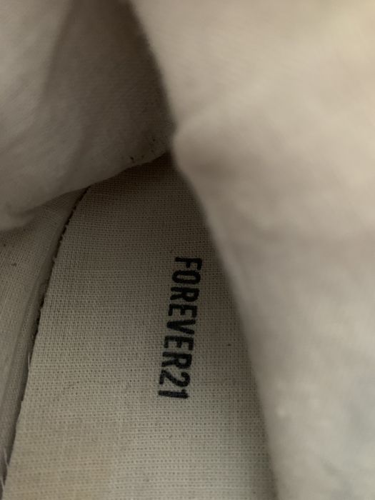Високі кеди від бренду forever 21