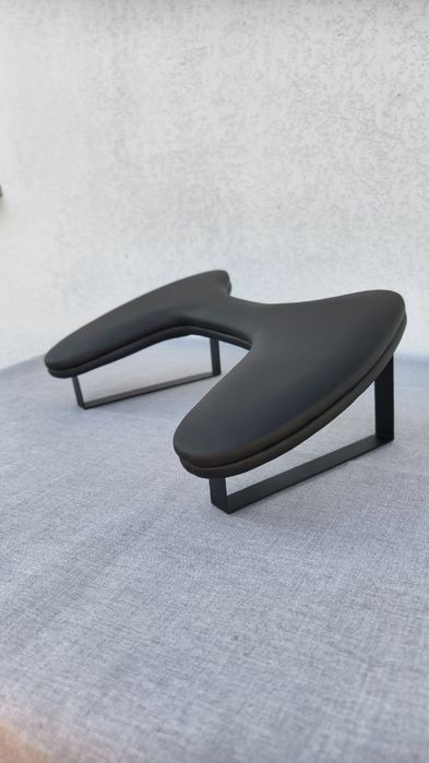 Підставка для манікюра loft з тримачем до телефону