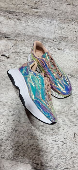 Asos angielskie buty sportowe sneakersy holo holograficzne 39 hit
