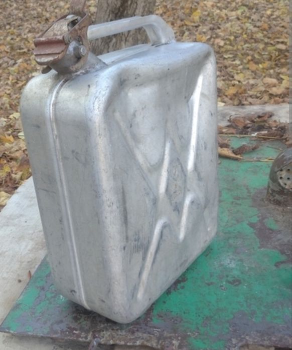 Канистра алюминиевая 20 литров б/у