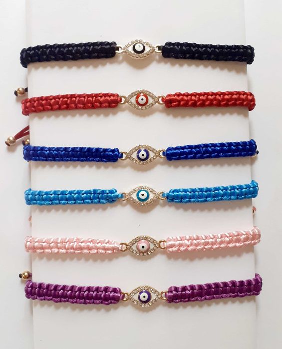Pulseiras macramê personalizadas