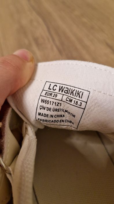 Дитячі нові кросівки LC Waikiki