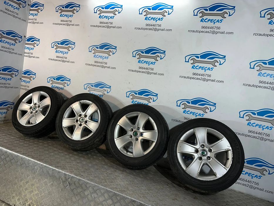 Conjunto Jantes 16 Originais Skoda Octavia 6.5J ET50 5x112 1Z0601025T