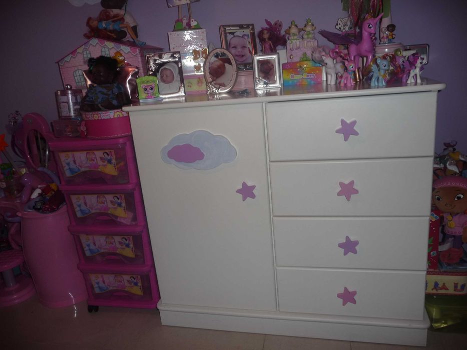 Quarto completo de Bebé - Oportunidade