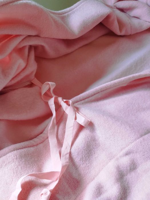 Robe Rosa com capuz