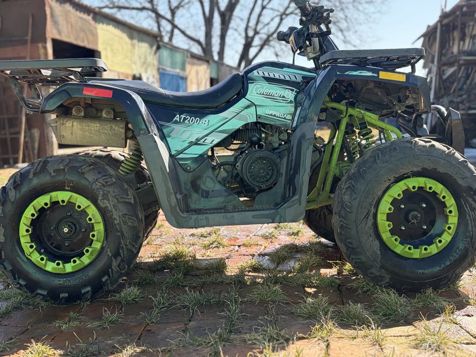 Продам квадроцикл 200