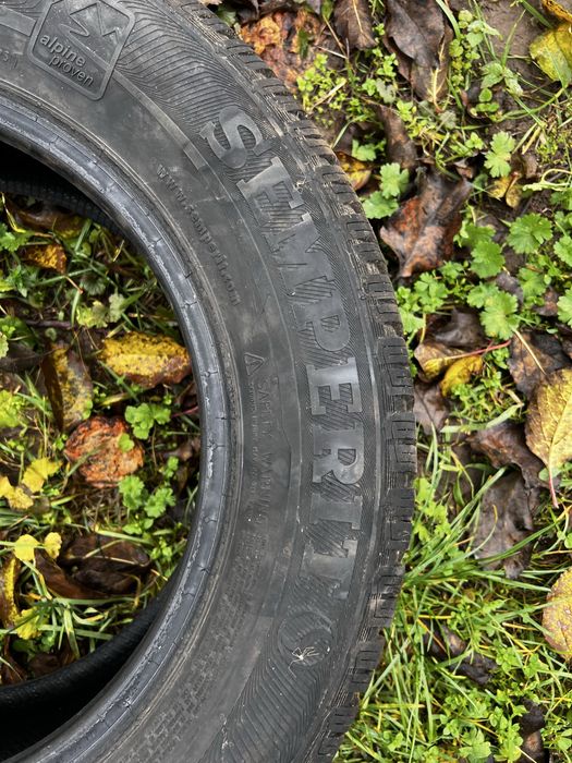 Резина 195/65 R15 зима 4шт.