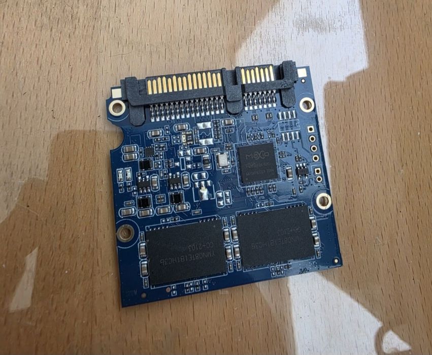 Ssd 512gb sata3 Ссд диск  Стан гарний