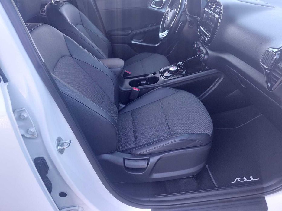 KIA SOUL 2019 рік Автомат Електро 64 kWh 204 к.с Свіжа з Нідерландів