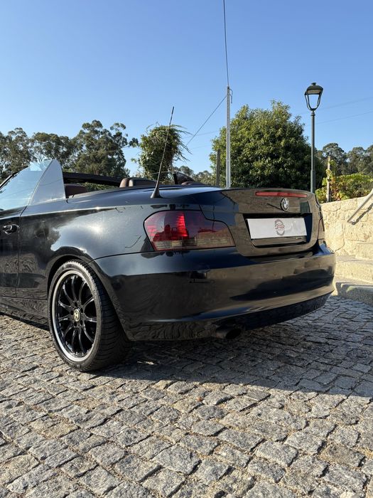 BMW E88 118d cabrio de 2011 - Jantes 19 - 180.000kms