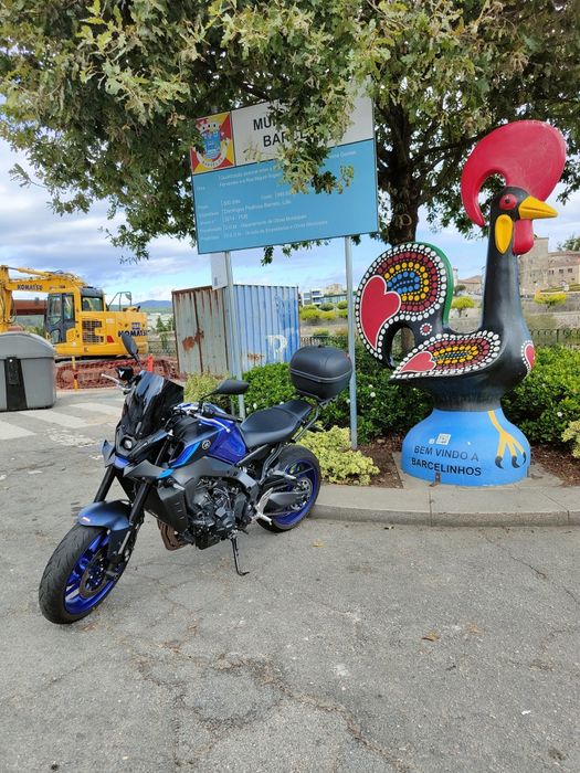 Yamaha MT-09 blue edition 23