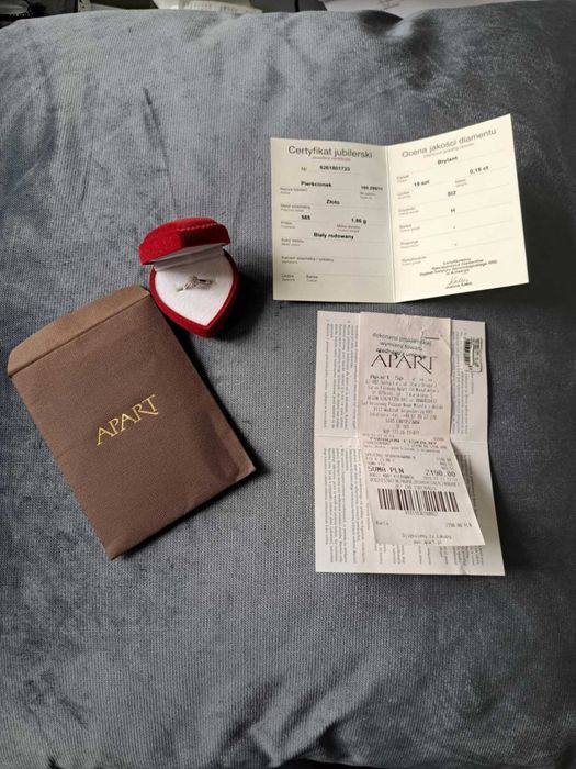 Nowy złoty pierścionek z brylantami  585 CERTYFIKAT