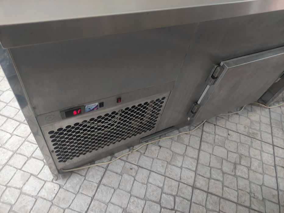 Vitrine refrigerada