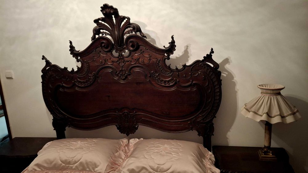 Quarto completo antigo