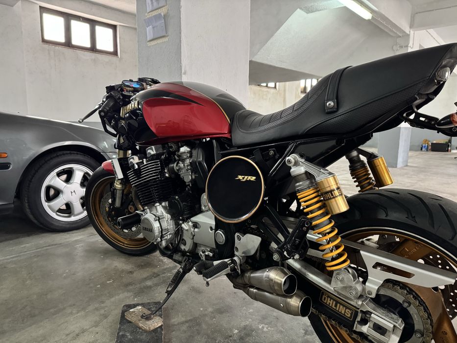 Yamaha XJR 1300 café racer