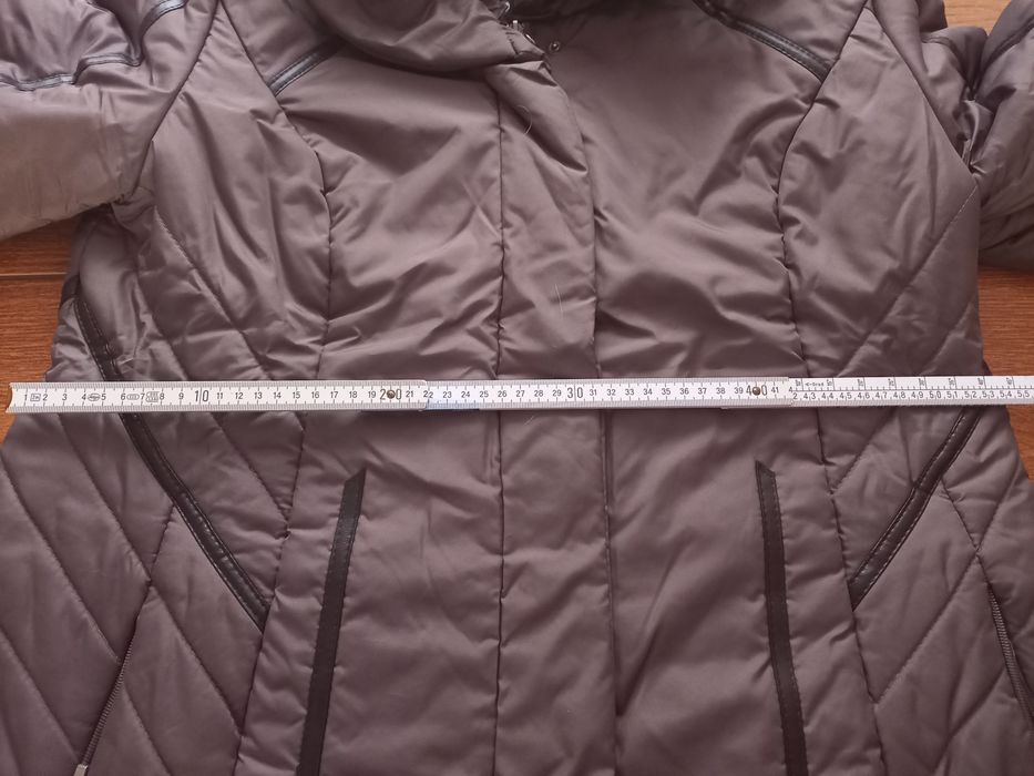 Kurtka w rozmiarze 46