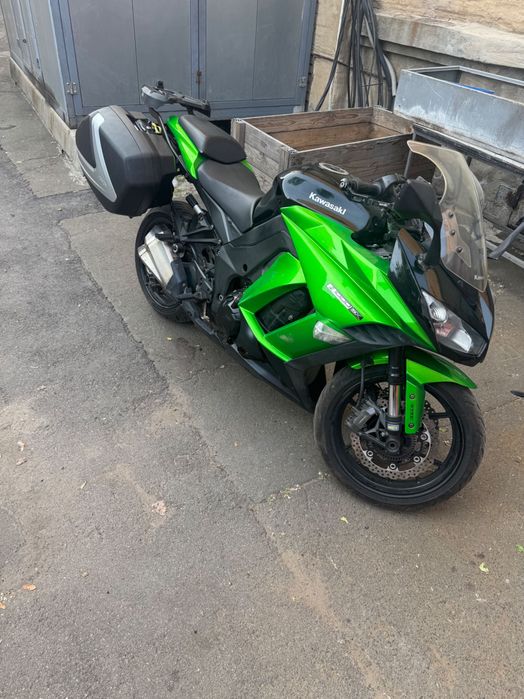 kawasaki z1000 - купить мотозапчасти - Цена на OLX.ua
