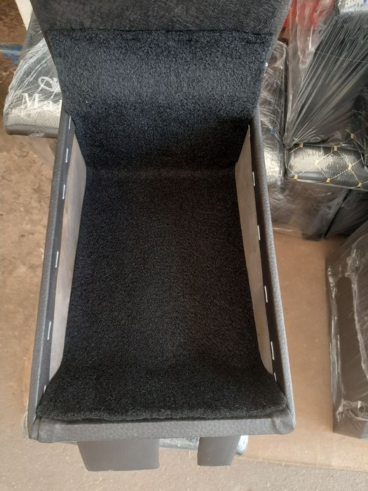 Подлокотник шкода тур, а4