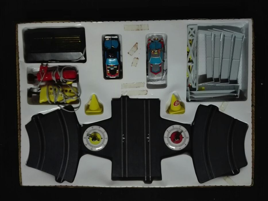 Pista de carrinhos antiga