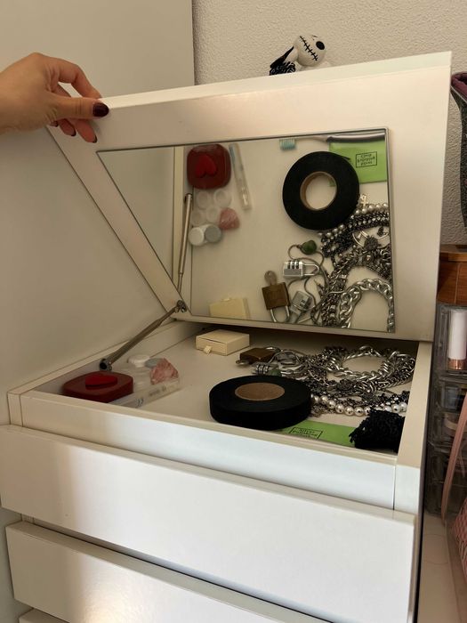 Camiseiro IKEA MALM / Toucador com espelho