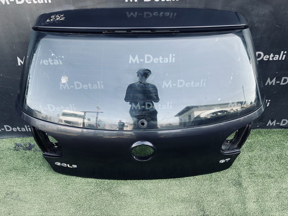 Ляда задня дверка Гольф 5 кришка багажника Golf 5 хечбек LC9Z гола VW