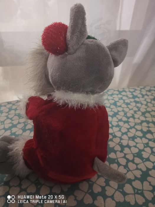 Cão do natal com música