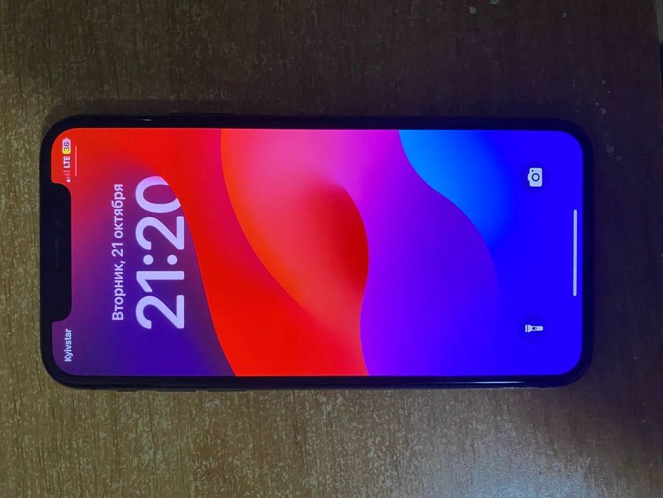 Продам або обміняю айфон XS