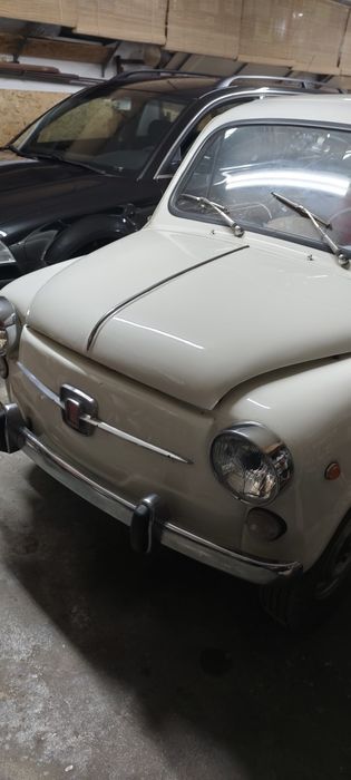 Fiat 600 praticamente restaurado491496515254374401