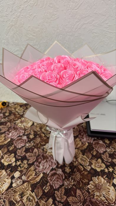 В НАЛИЧИИ! Букет роз из атласной ленты