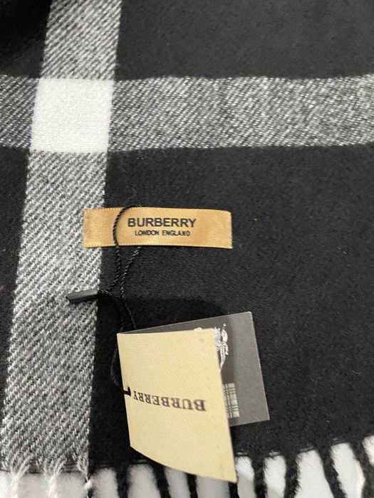 Фірмовий шарф Burberry чорний в клітинку кашеміровий 30/180см