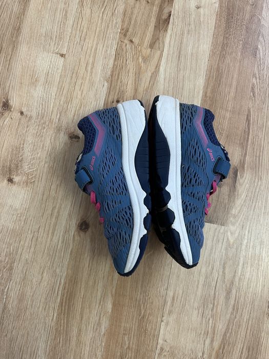 Buty sportowe dla dziewczynki Asics 28