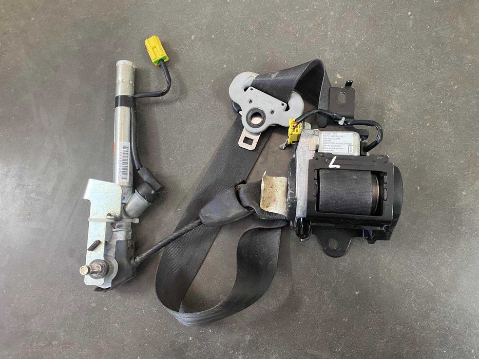 Ремінь безпеки передній Airbag Honda CR-V CRV 07-11р.