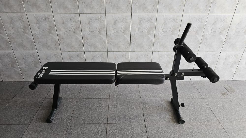 Banco de Musculação Ajustável com Apoio de Pernas – Dobrável