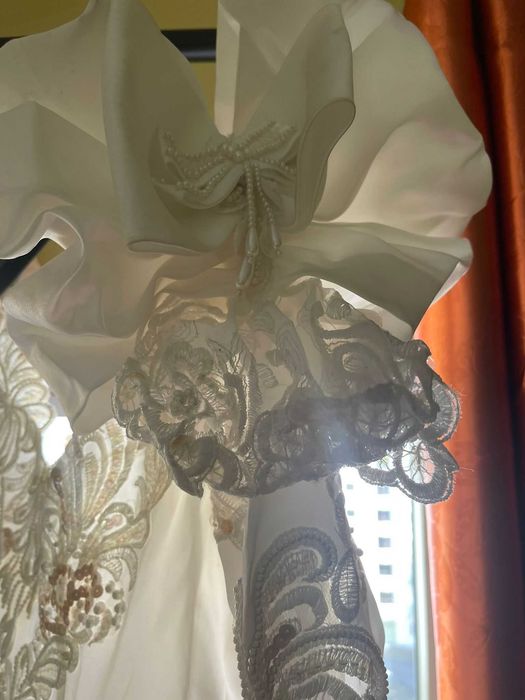 Vestido de noiva usado uma vez veste 36/38