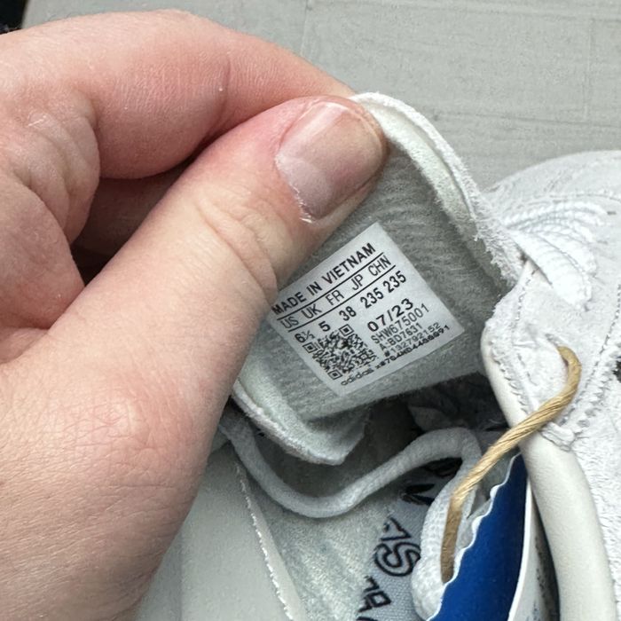 Кросівки adidas spezial