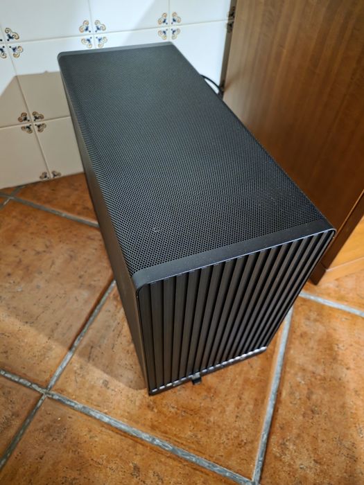 Pc Fixo ryzen 5700x3d radeon RX 7800XT