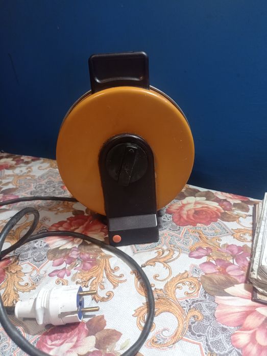 Продам электро вафельница