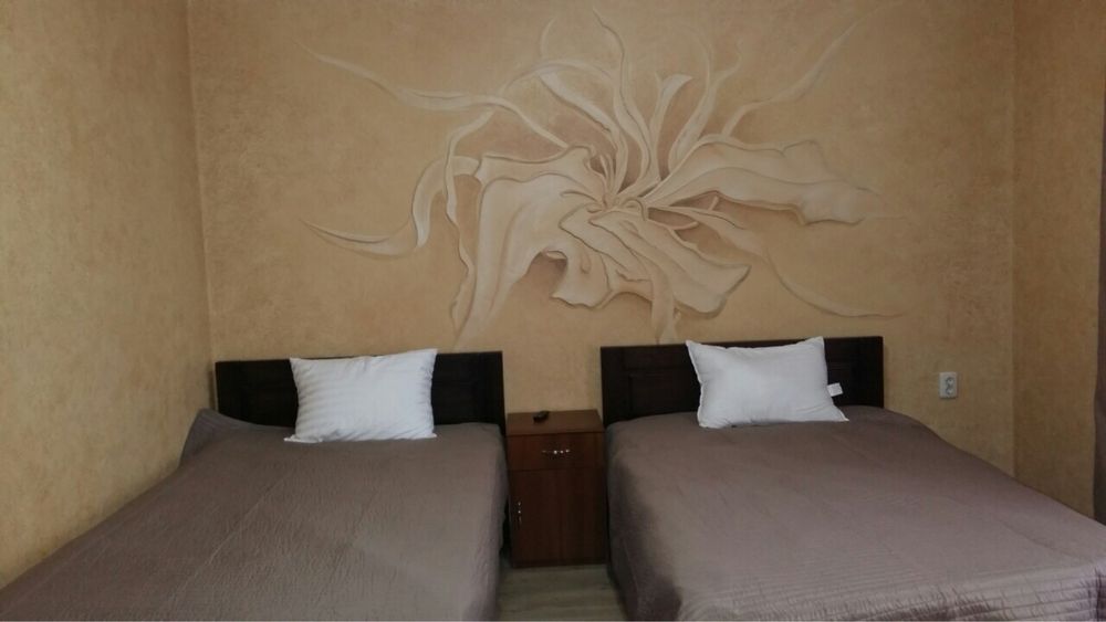 Готель кімнати відпочинку в Камянці-Подільському