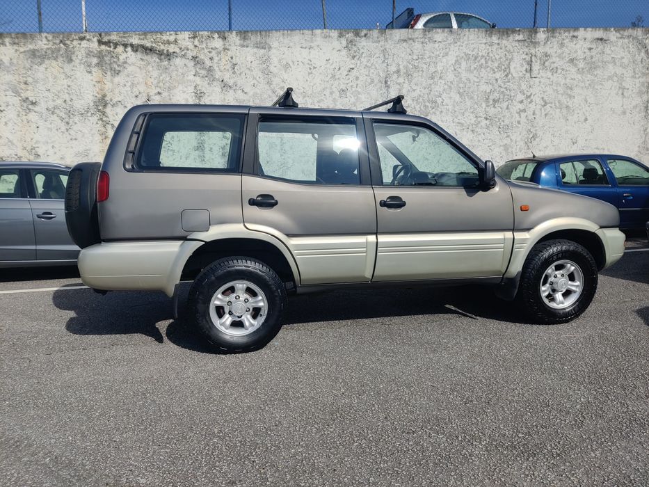 Nissan Terrano II