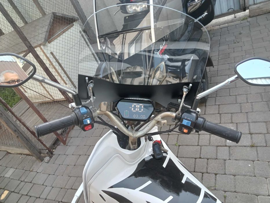 Электро скутер хонда