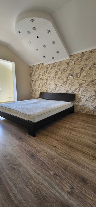 Проців | 200 м² | 17 соток | 5 кімнат,вид на ліс,автономне живлення