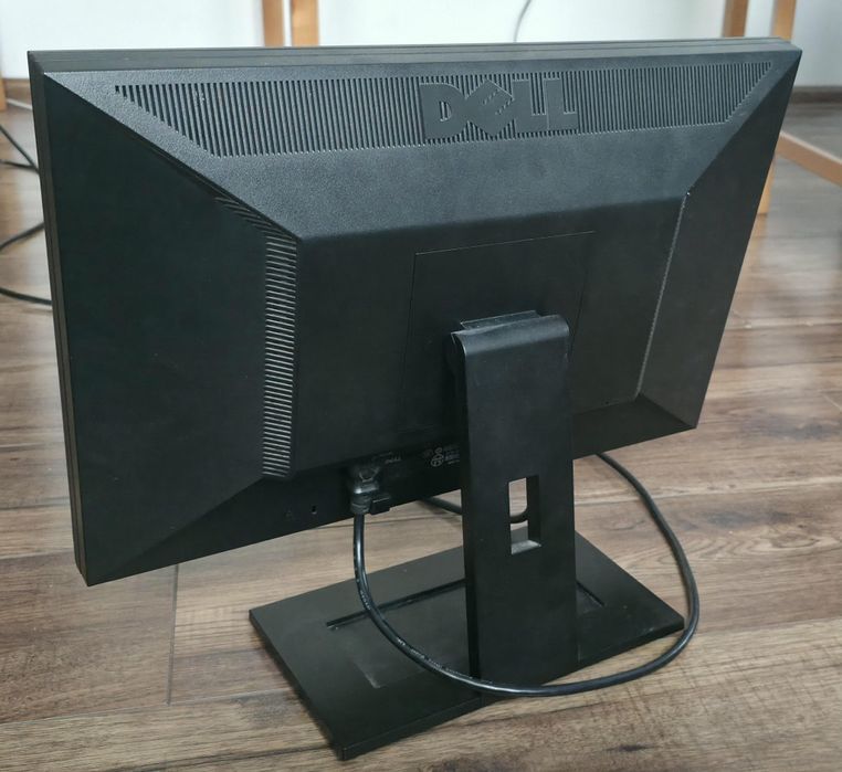 Dzis 300 zł Zestaw komputer stacjonarny monitor DELL (SSD 240GB )Win10