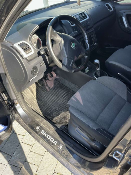 Фабія 2 1.6 бензин