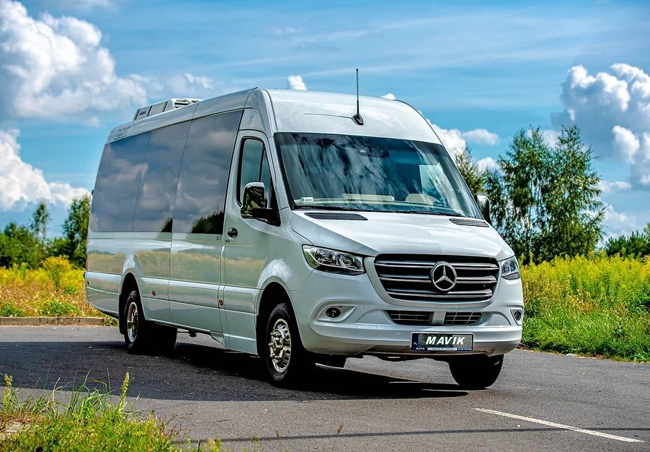 Przewóz osób, transport, bus 8, 23, 30, 53osób