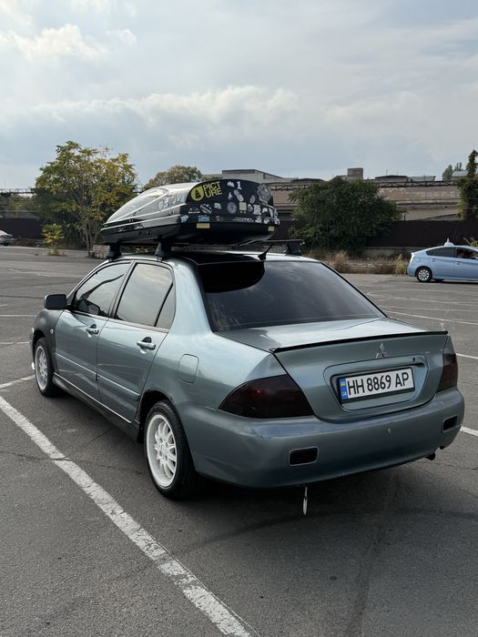 Mitsubishi Lancer 9