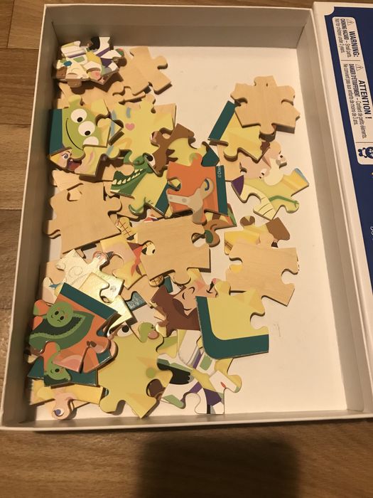 Пазлы из дерева. toy stoty 4 і гра uno