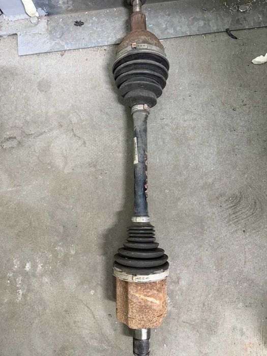 Półoś Volkswagen Crafter 2.0 TDI po 2018 roku lewa